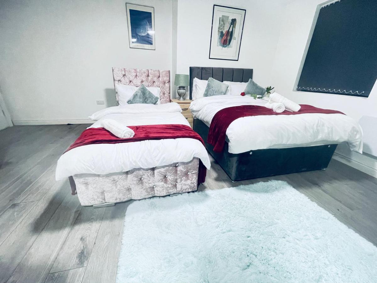 1 Bed Apartment Бирмингем Экстерьер фото